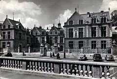 45 Orleans Hotel de Ville III
